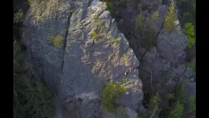 Výstup na via ferratu Vodní brána - drone view HD